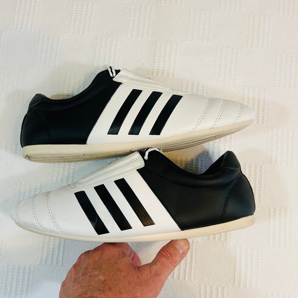 Adidas Mens 9 Adi-Kick Martial Arts Wrestling Shoes Slip On ATKK02 - Picture 5 of 9
